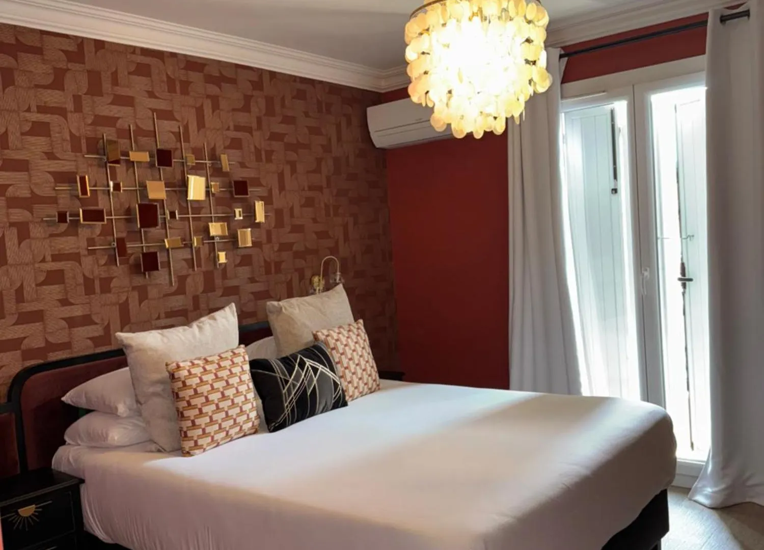 ***  La Caravelle Hotel Aix-en-Provence France
